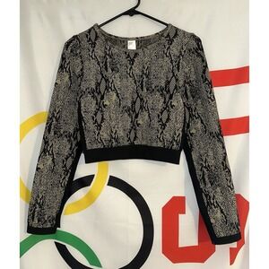 NWT Fabletics Top Womens Medium Cropped Long Sleeve Kamila Seamless Snakeskin